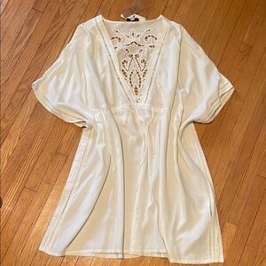 White Crochet Detail V-Neck Tunic